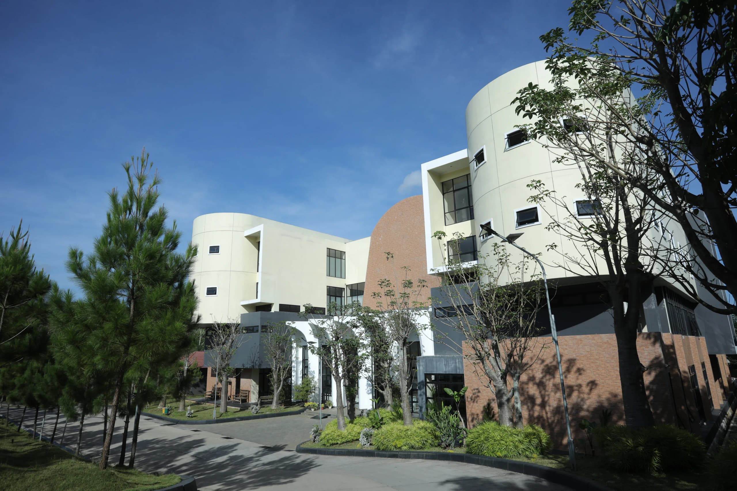 Mega Islamic Boarding School