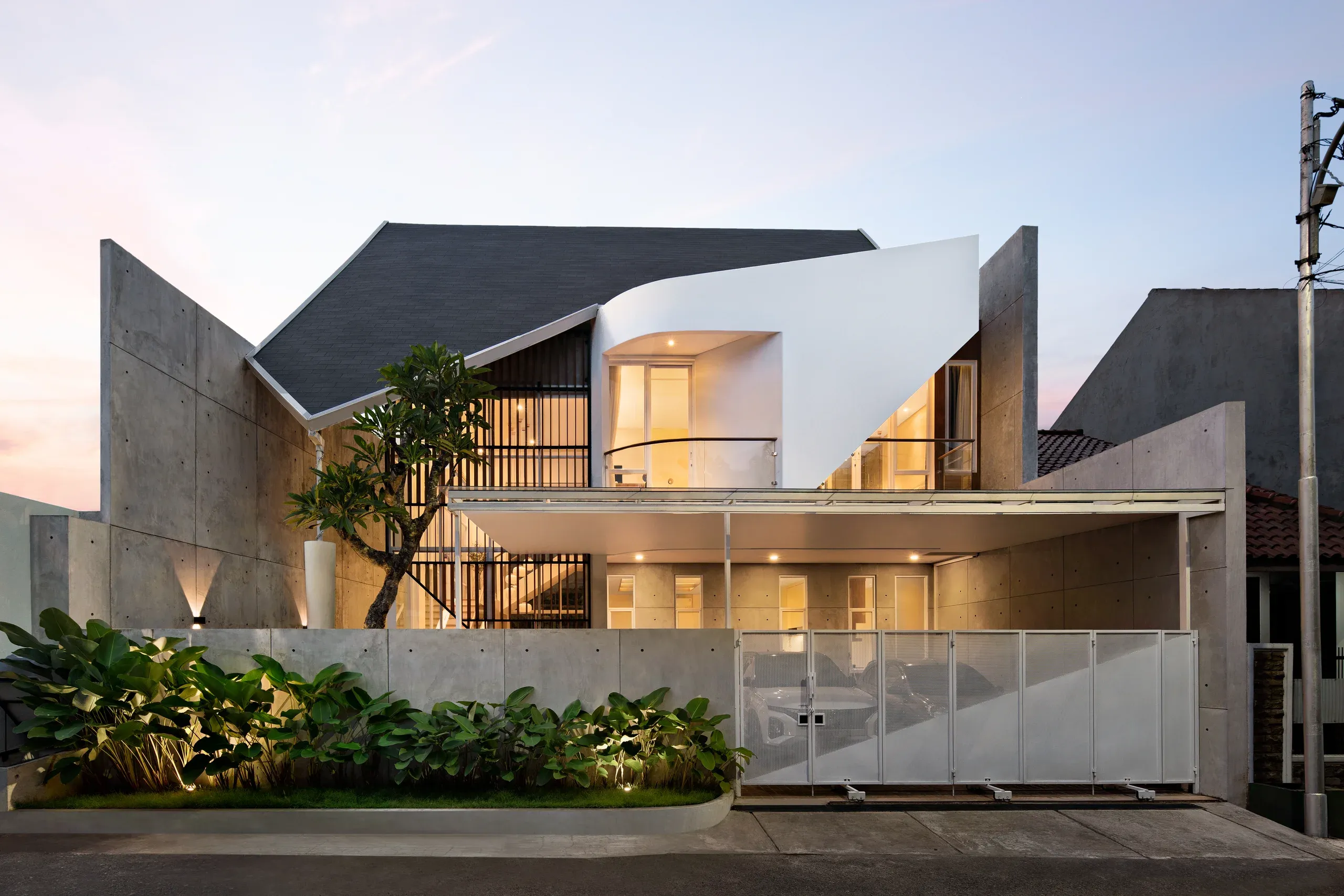 A KAD Firma Modern Tropical Architecture project